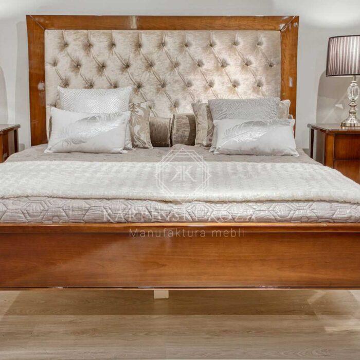 Sypialnia Glamour i łóżko glamour,tapicerowane materiał z guzikami, drewniane, łóżko na wysoki połysk, łóżko na nóżkach