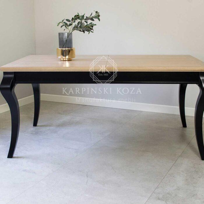 stół glamour rozkładany z czarnymi nogami i dębowym drewnianym blatem, stół do jadalni
